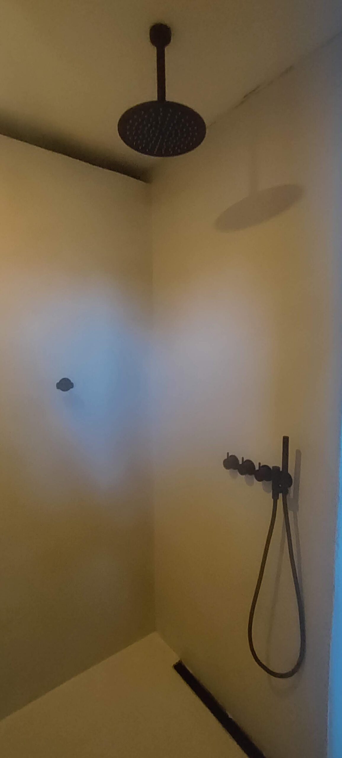 Betonciré-badkamers23